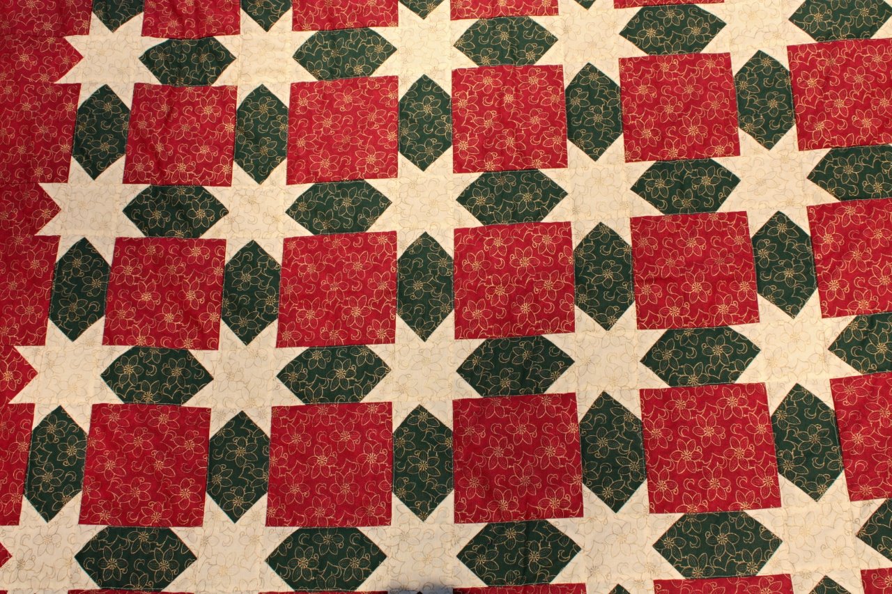luxusní velký patchworkový ubrus s tradičním vánočním vzorem